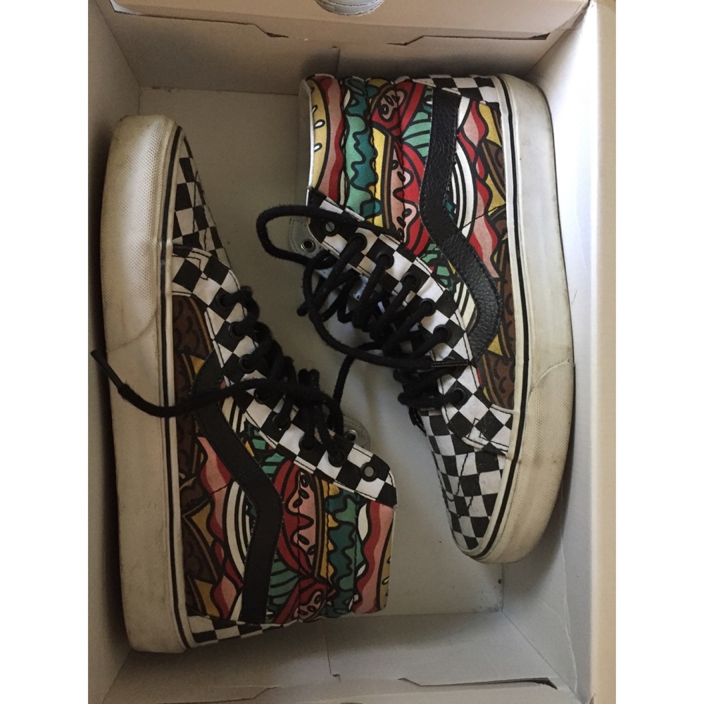 Late night burger Sk8 Hi's